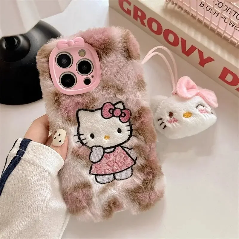 Y2k Hello Kitty Kawaii peluche imprimé léopard coque de téléphone pour Iphone 16 15 14 13 12 Pro Max Anime automne hiver chaud couverture souple cadeau