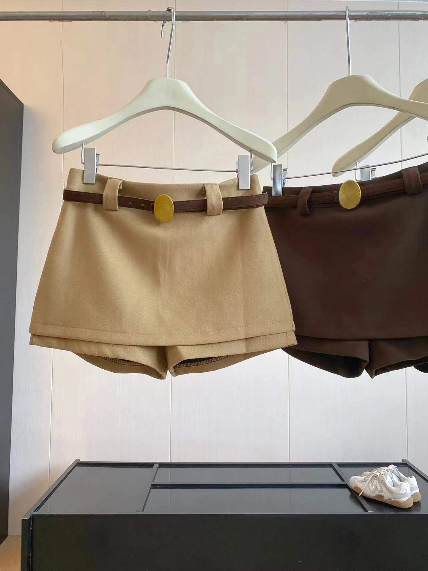 Khaki Brown Low Waist Ultra Short Skirt Pants Women's 2026 Early Autumn Spicy Girl Outerwear A-Line  Wide Leg Pants
