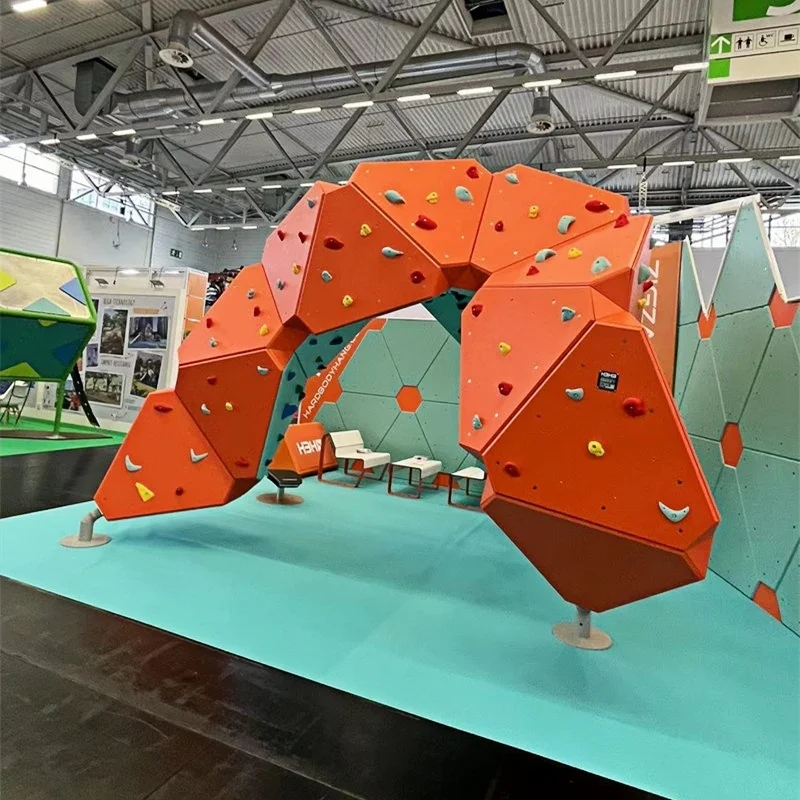 Modern Design Freestanding Bouldering Wall, Outdoor Indoor Climbing Structure for Children, Playground Equipment