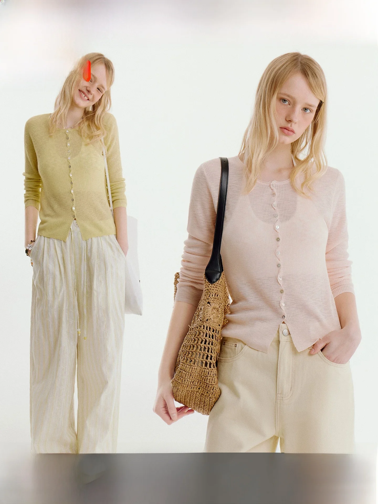 

Fano Early Autumn Lazy Style Knitted Sweater Women's round Neck Button up Top Draping Feel Young Girl Sense New Arrival