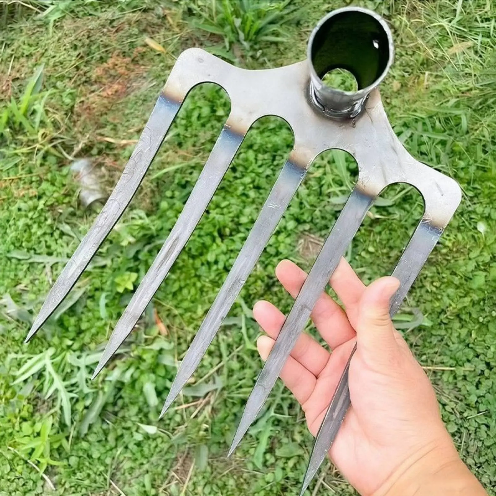 Steel Tilling Rake Head Sharp Tines Manual Soil Cultivator 4-Tine Garden Hoe Long-Lasting Gardening Tool for Farmers, Farm, Yard