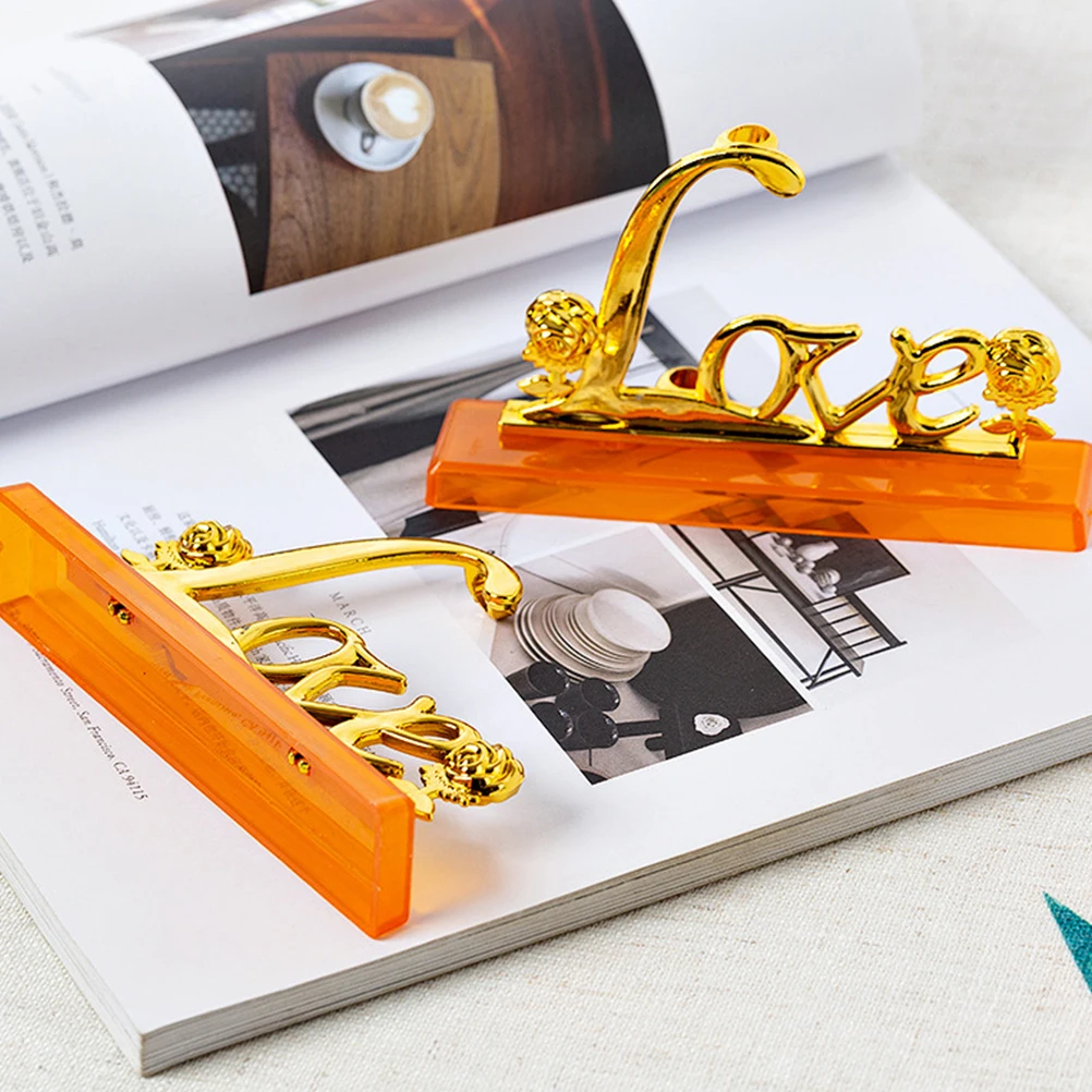 

5Pcs Gold Foil Rose Sculpture Elegant Home Decor Accent for Living Room Bedroom Desk Top Office Interior Decoration Gift