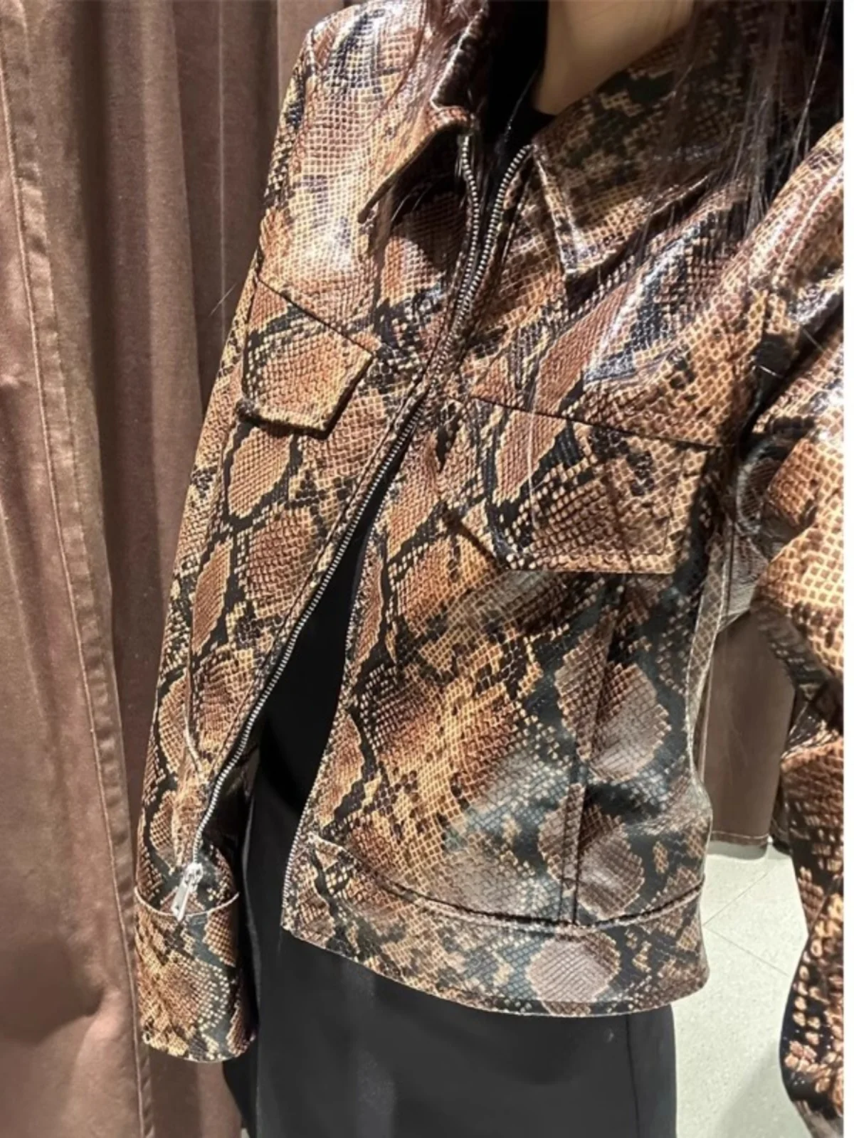 Lente 2025, bruine dierenprint, kunstleer Jaet Dames Faion Nieuwe collectie 43489 Ritssluiting Lange Sve Losse...