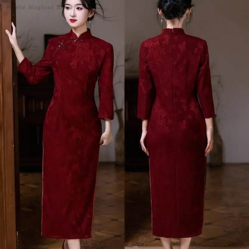 

Autumn New Chinese Style Cheongsam Improved Jacquard Butterfly Qipao Traditional Chinese Dress Plus Size 4XL Wedding Bridal Gown