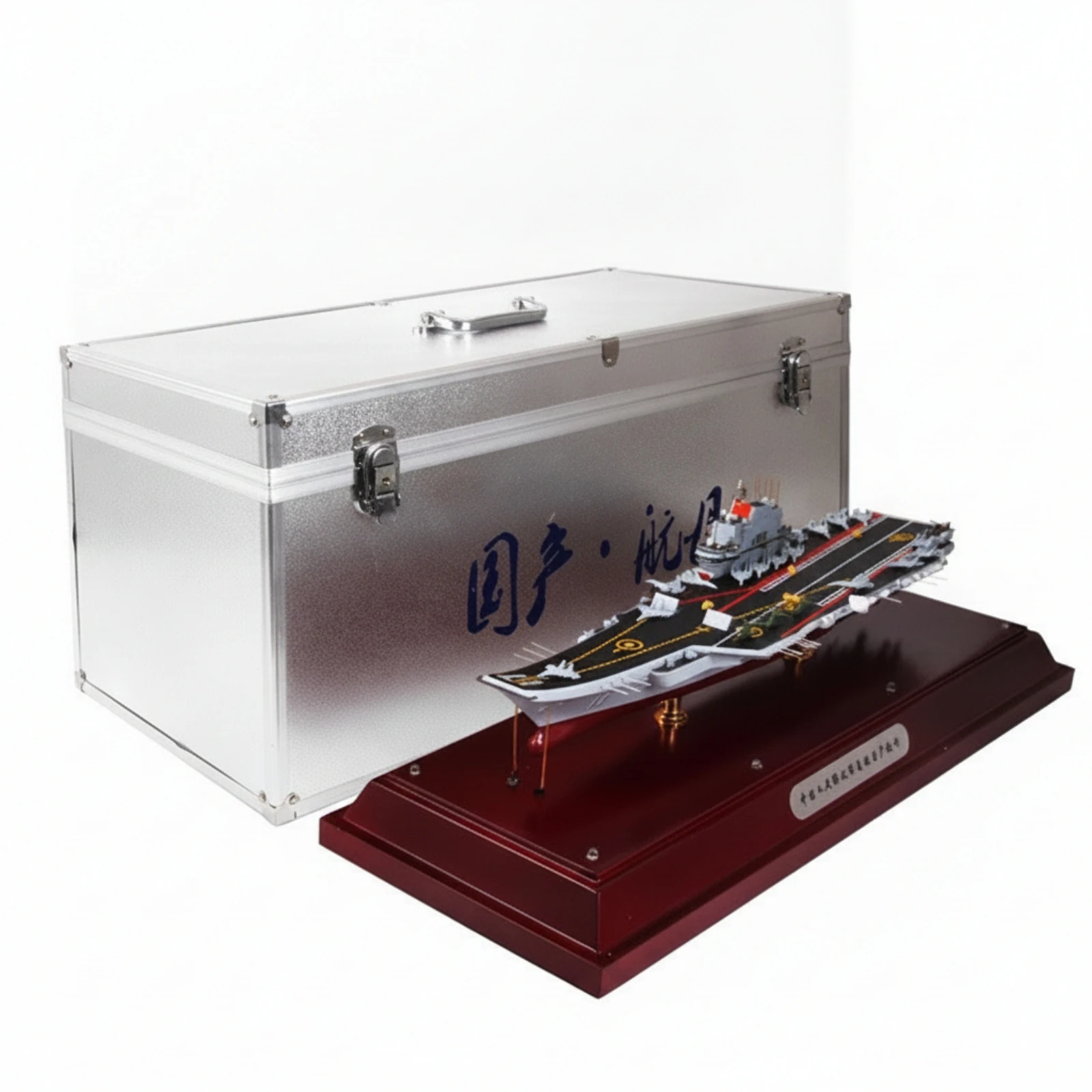 Model with Carrying Case Detailed Scale Model Desktop for Collectors, Showcase Shelving, Office Decor