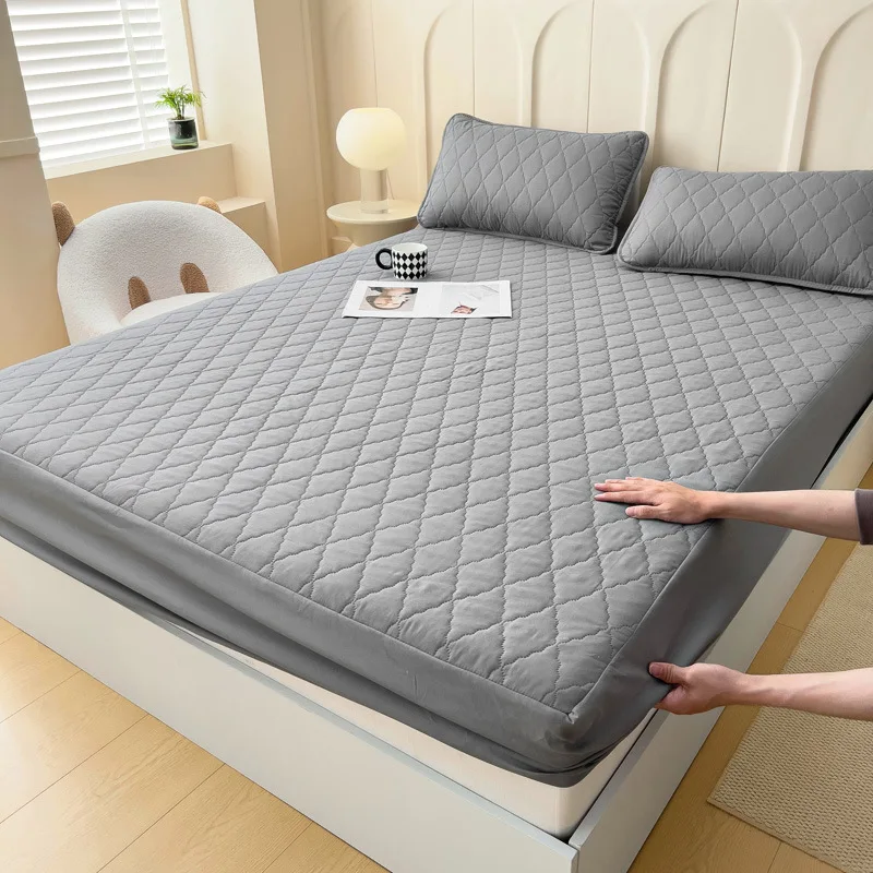 Waterproof bed sheet with cotton clip urine insulation anti slip fully wrapped mattress protection cover single piece bed cover