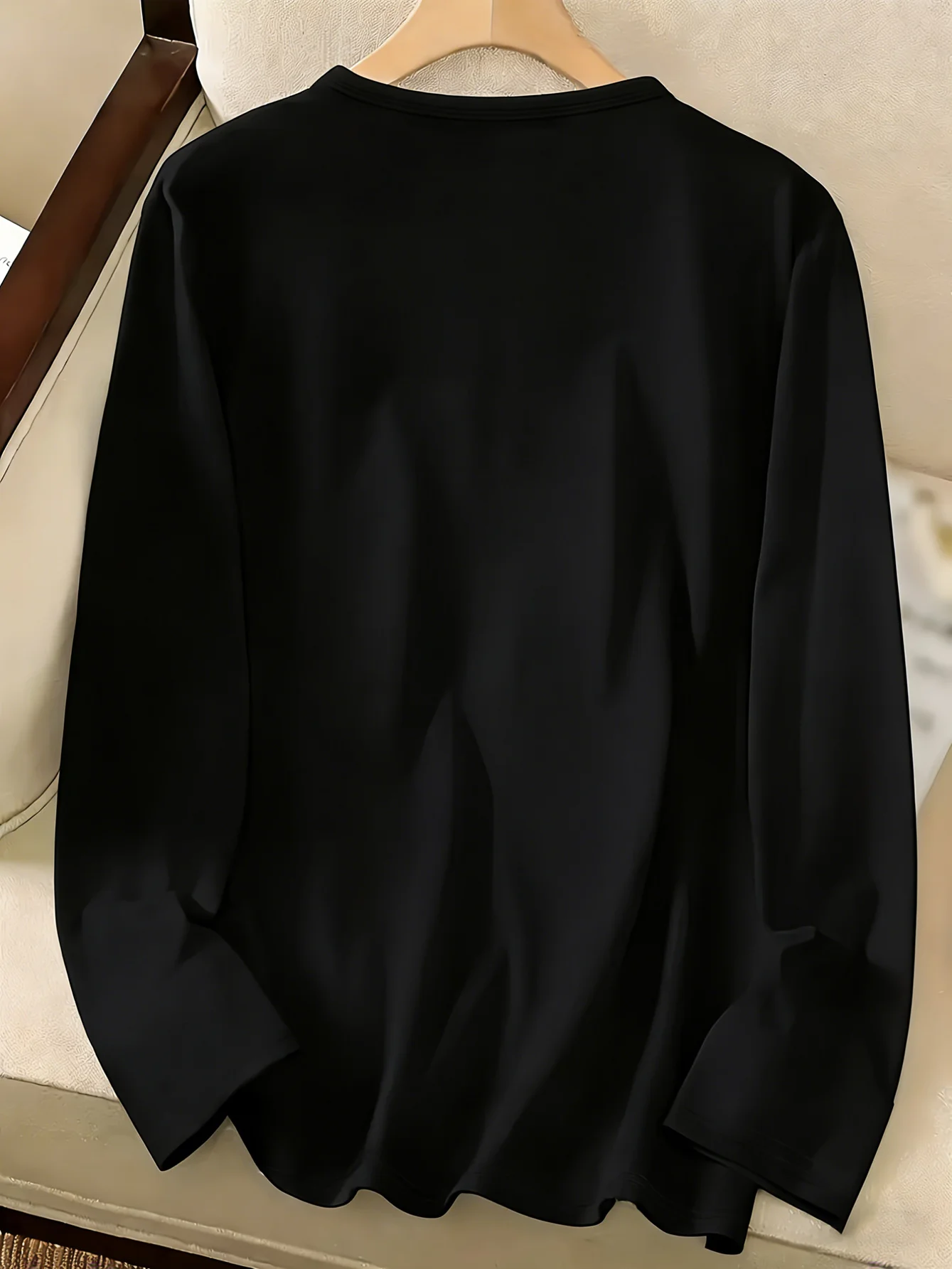 Women's Crew Neck Long Sleeve T-Shirt Cartoon Resting on Elbows Cute and Playful Style Casual Daily Wear 90sTops Clothes Female