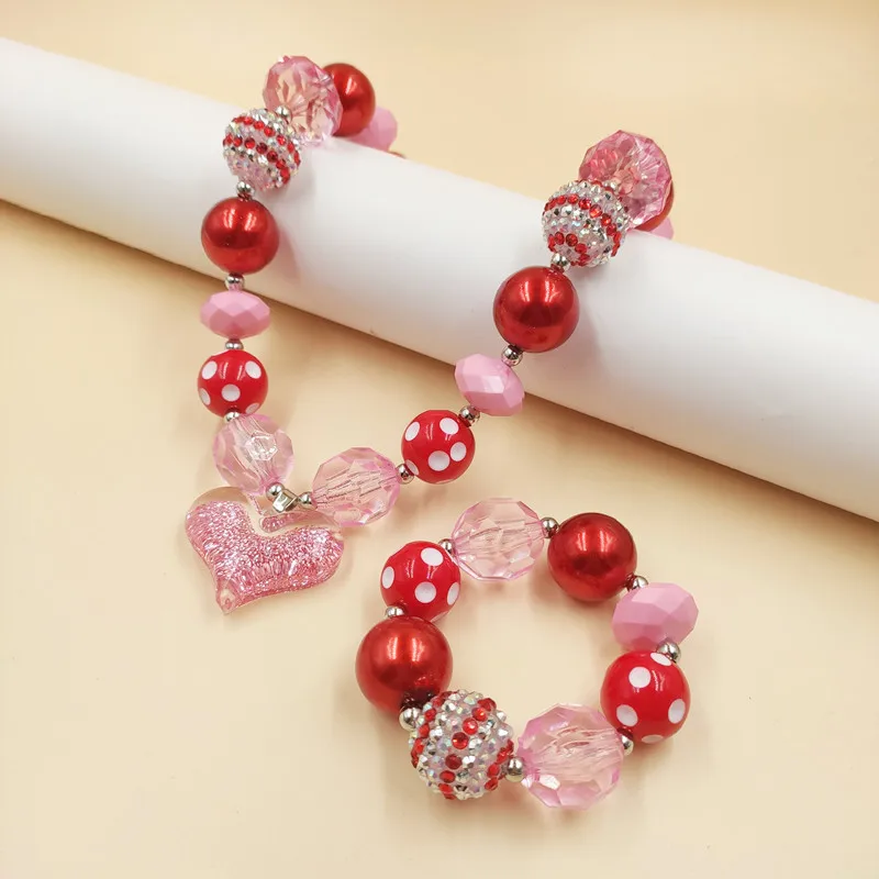 

2022 New Fashion Children DIY Peach Heart Colorful Beads Necklace Bracelet Children Cute Big Beads Heart Necklace Bracelet Set