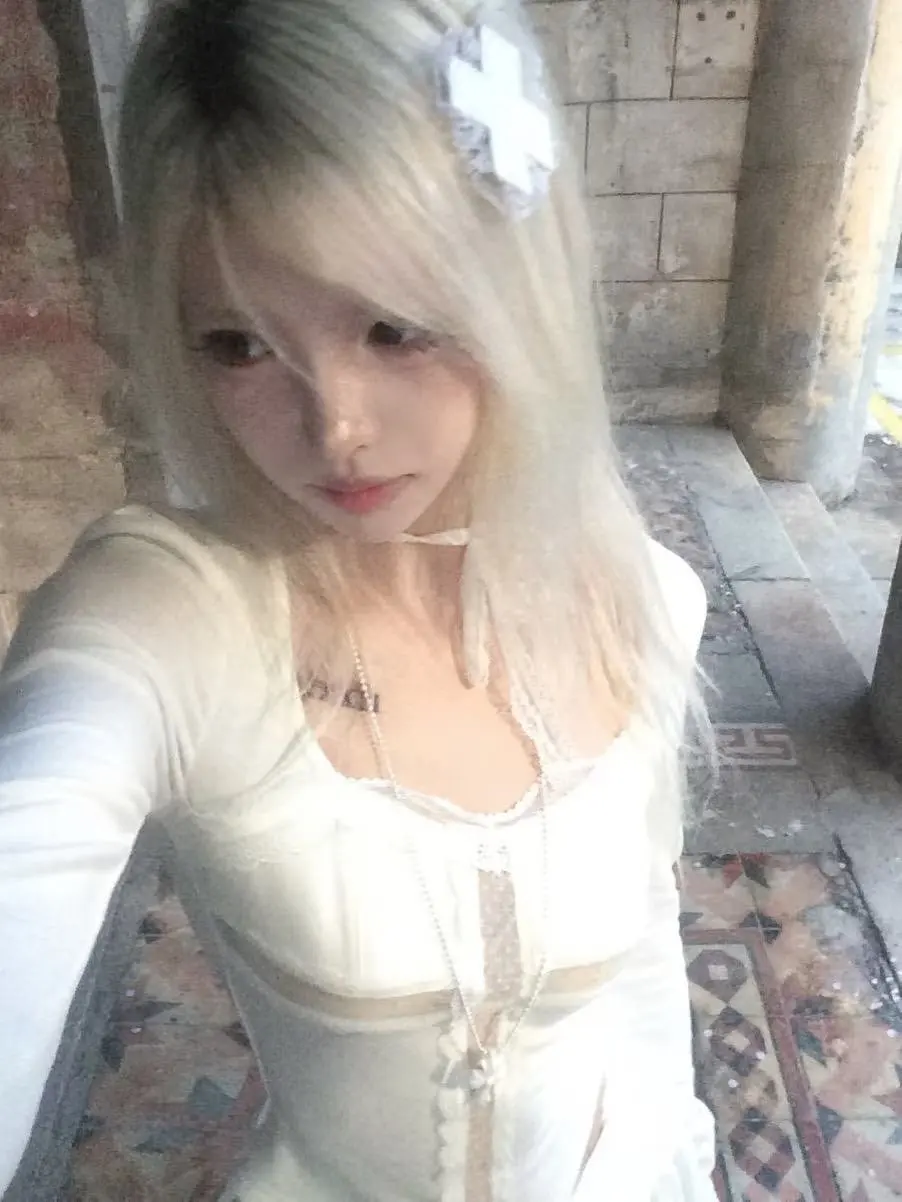 Genayooa Y2k Fairycore T Shirt Women Lace Patchwork Crop Tops Streetwear Japanese 2000s Grunge Tops E-girls Aesthetic Tshirts image 2