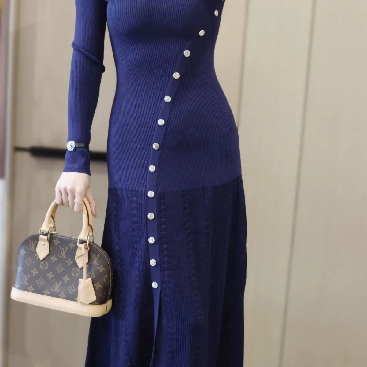 Abiti da donna Abito maniche Estate Rayon Sheer Pearl Audace Argento Orlo impilato Split Dettagliato Nodo Scavato Irregolare Ulzzang