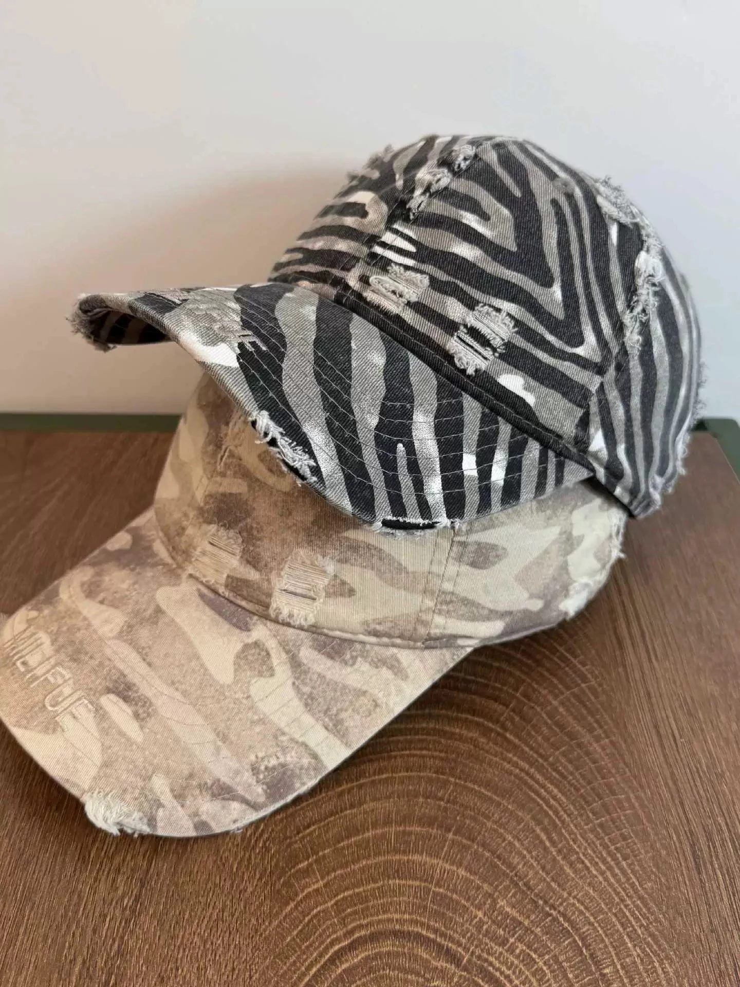 Unisex Vintage American worn-out Baseball Cap Leisure zebra leopard print camouflage letter caps Casual curved brim for men