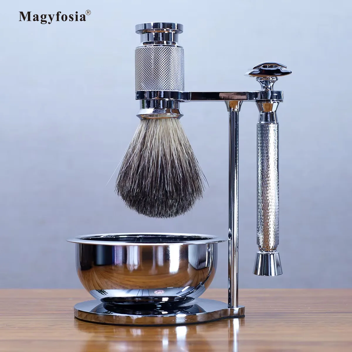 Magyfosia Classic Shaving Kit T-Shaped Double Edge Safety Razor with 1 Shaver and 10 blades refills Badger Hair Brush Gift Set