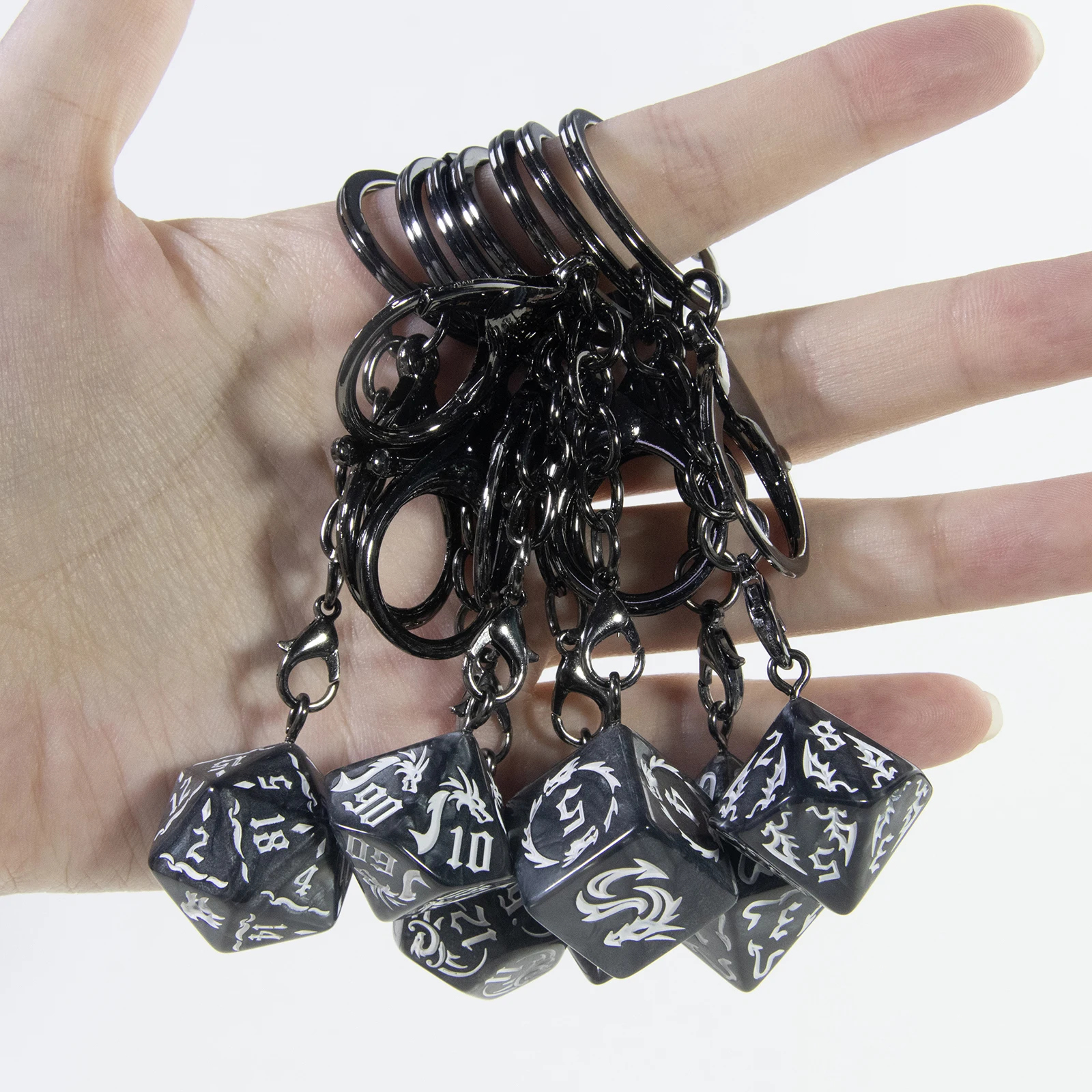 Cool Dragon Dice Keychain Fashion Keyring Ornament Key Chain Pendant Men Kids Toys Gifts