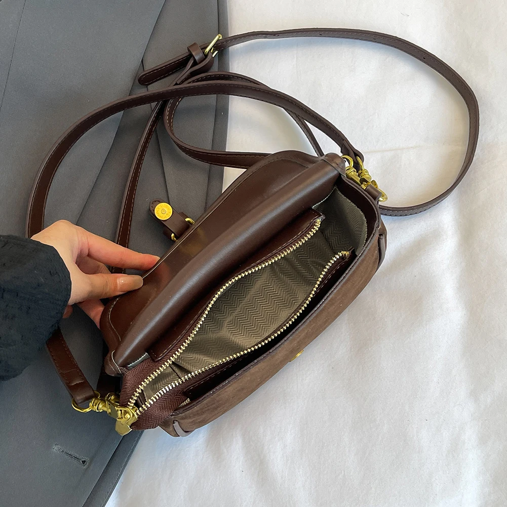 

Crossbody Bag Leather Shoulder Bag for Women Crescent Vintage Messenger Purse for Work Travel