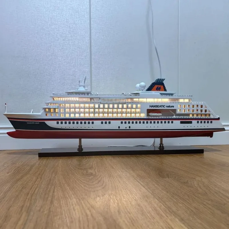 

Solid Wood Simulation Luxury Cruise Ship Model 82cm Static Cruise Passenger Boat Model Ornaments Collection Boat Gift with Light