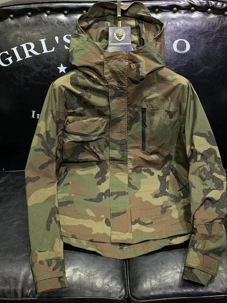 

Men's Casual Faion Camouflage Jaet Outerwear Loose Fit Hiking Coat Windproof Long Sve Hooded Top for Autumn 2025