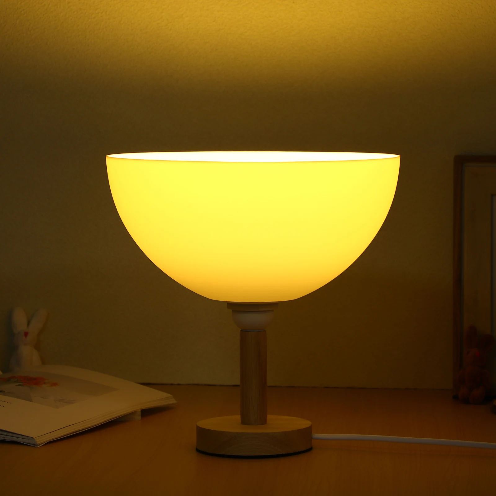 

4 Small Lampshades 250x120mm Plastic Reusable Covers for Floor Desk Lamps Bowl Shaped Floor Lamp Shade Plastic Diffusion