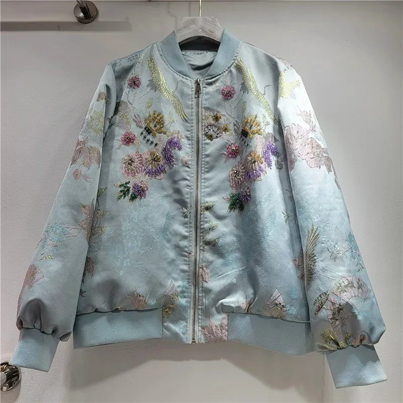 

Тяжелая работа с бисером и цветами Голубая бейсбольная куртка Свободная повседневная куртка-стойка с длинным рукавом Осенняя новая женская куртка-бомбер Пальто