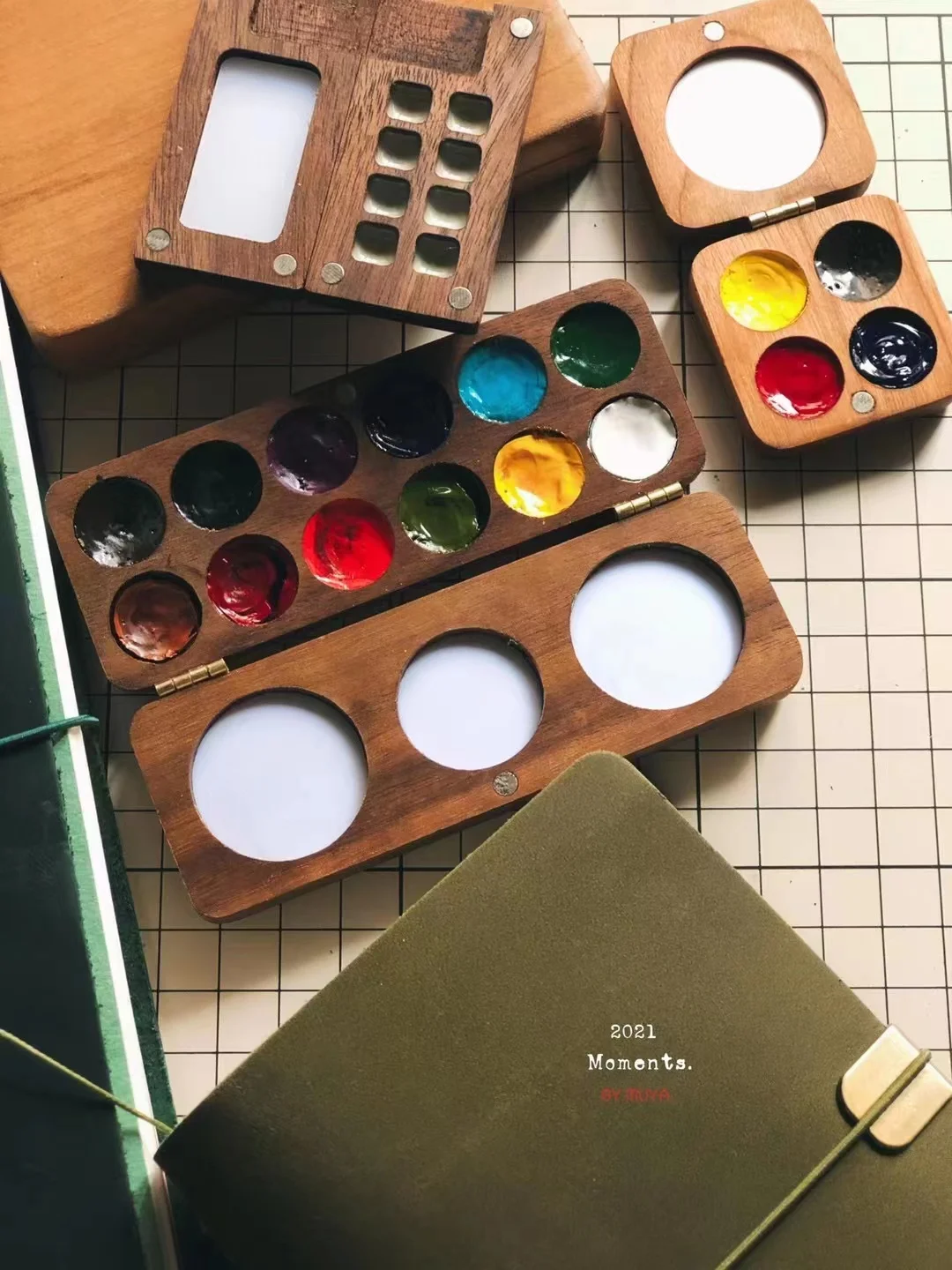 

Mini Black Walnut/cherry Wood Handmade Watercolor Paint Box 12 Colors/8 Colors/24 Colors Empty Box Without Paint