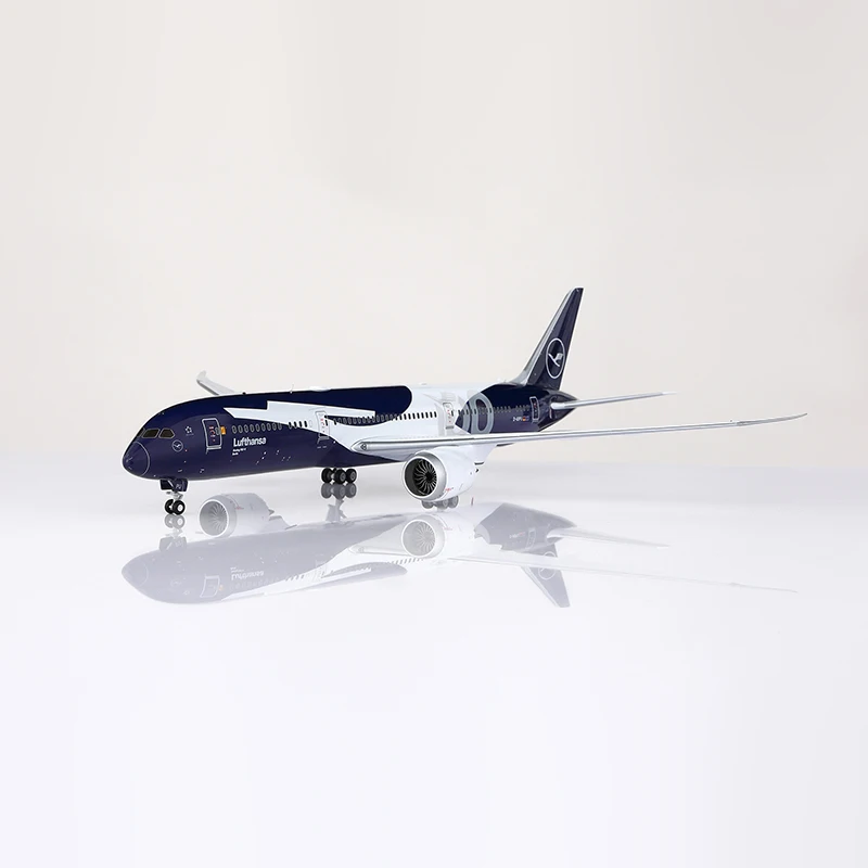 L2279 طائرة قابلة للجمع هدية أجنحة SQ 1:200 لوفتهانزا "StarAlliance" بوينغ B787-9 دييكاست نموذج طائرة D-ABPU #4