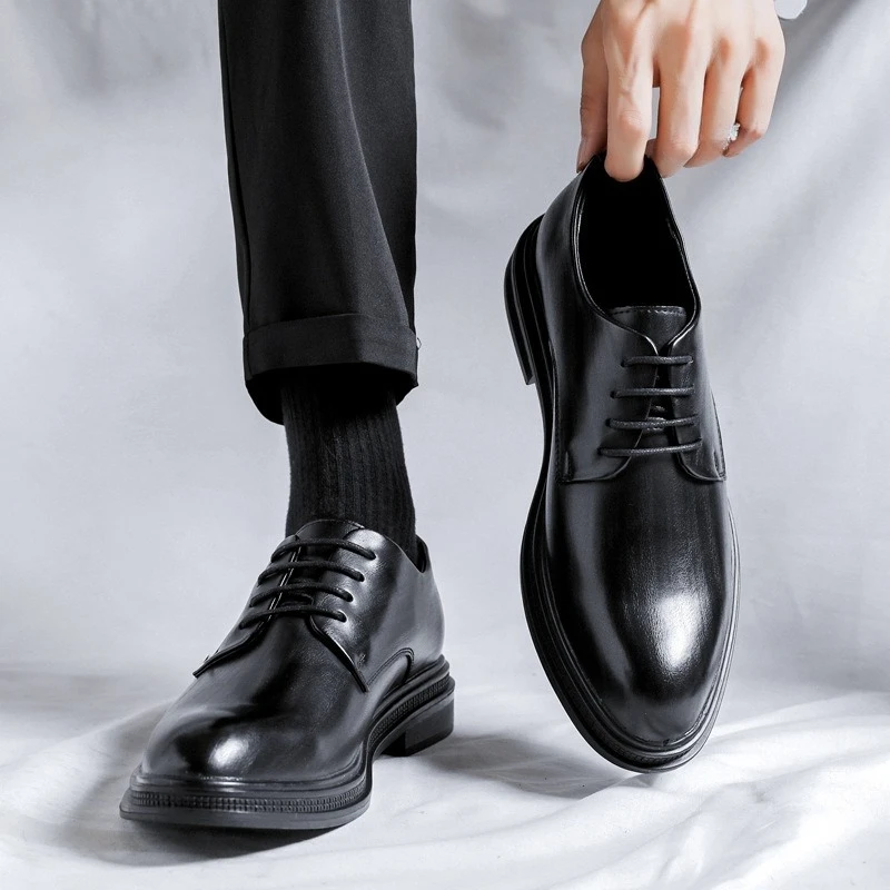 

Модная мужская свадебная социальная обувь, качественная удобная осенняя обувь ручной работы, новинка 2024, уличная черная деловая обувь в стиле ретро, мужская обувь