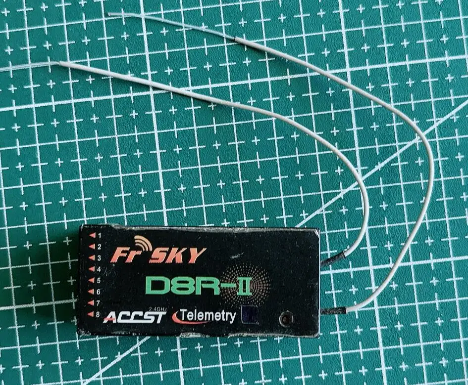 

FrSky Two-way 2.4G 8 Channel Receiver D8R-II Plus for RC Model DFT DJT DHT