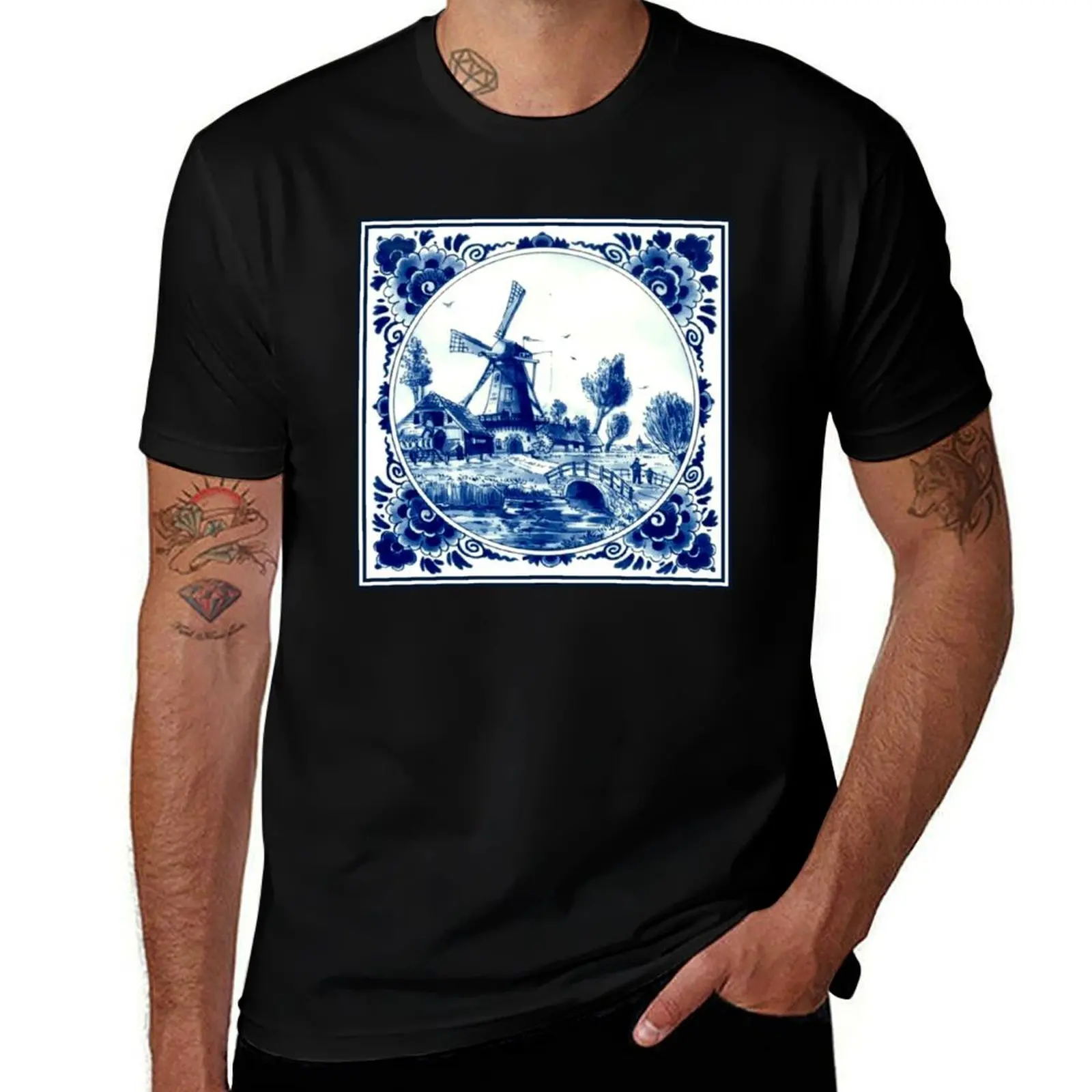 DUTCH BLUE DELFT : Vintage Windmill and Bridge Print T-Shirt Large Size Loose Casual Tee T-Shirt