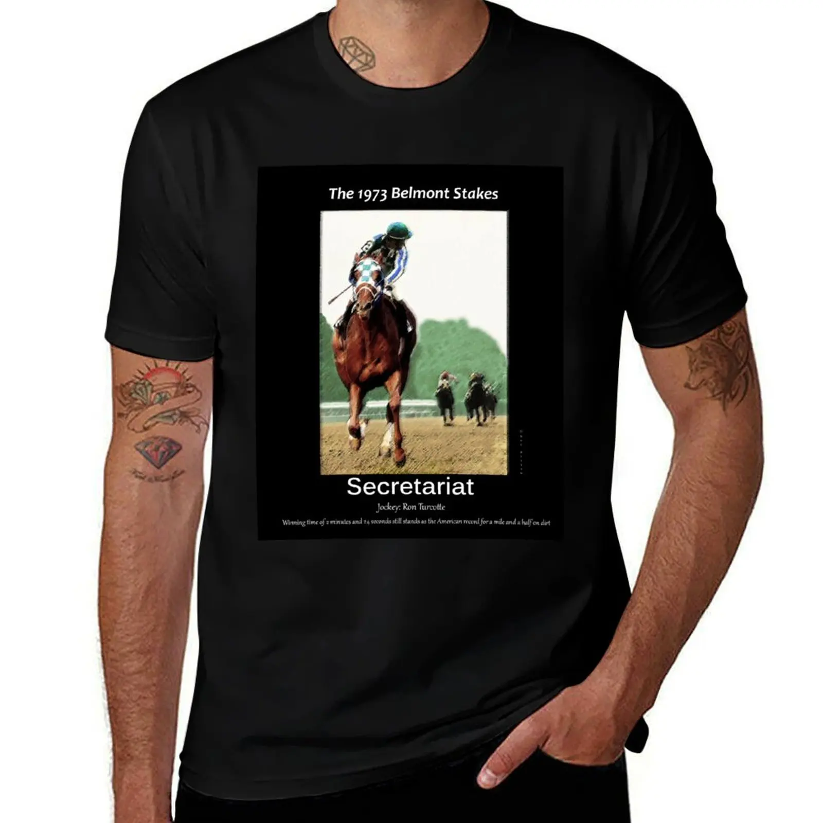 Secretariat Winning the 1973 Belmont Stakes T-Shirt Halloween Casual T-Shirt