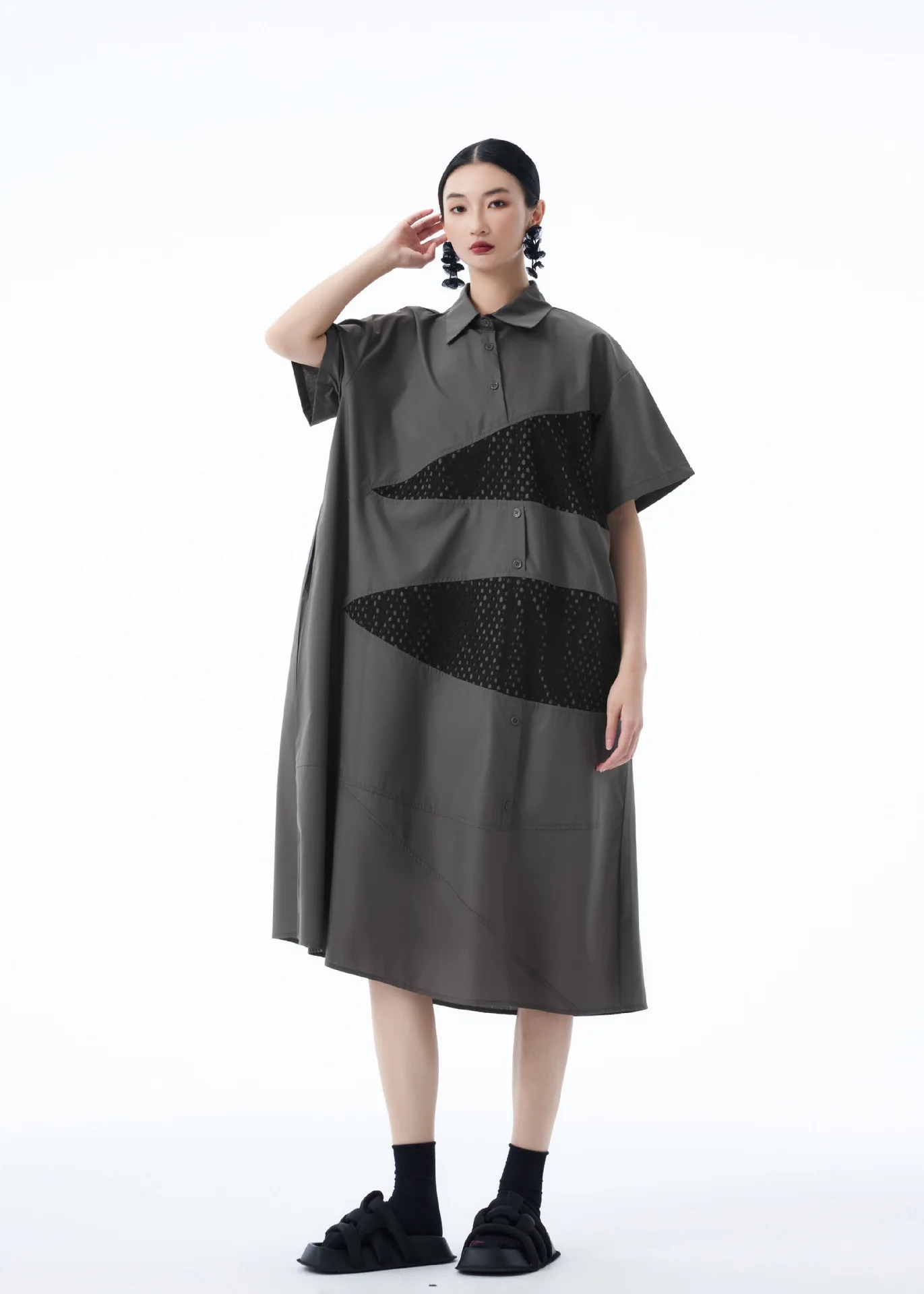 Simple retro short sleeved shirt dress, spliced grid plus size long skirt, summer temperament casual loose A-line skirt 2025 new