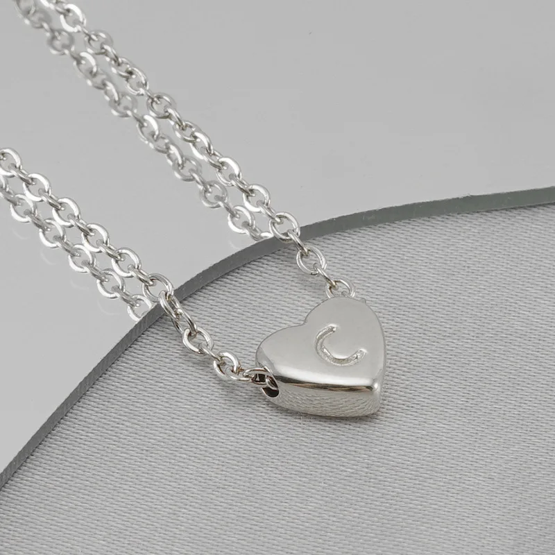 Silver Fashion Stainless Steel Heart Shape Pedant 26 Letter Initials Necklace Steel Color Collarbone Chain Wholesale