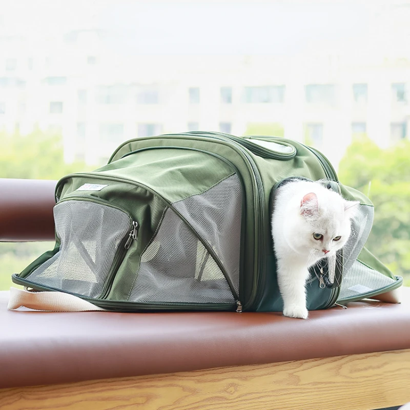 Multi-functional Pet Bags, Portable Dog Accessories Large Capacity Boarding Handbag Can Extendable Tent Multi-cat Family Dog Bag