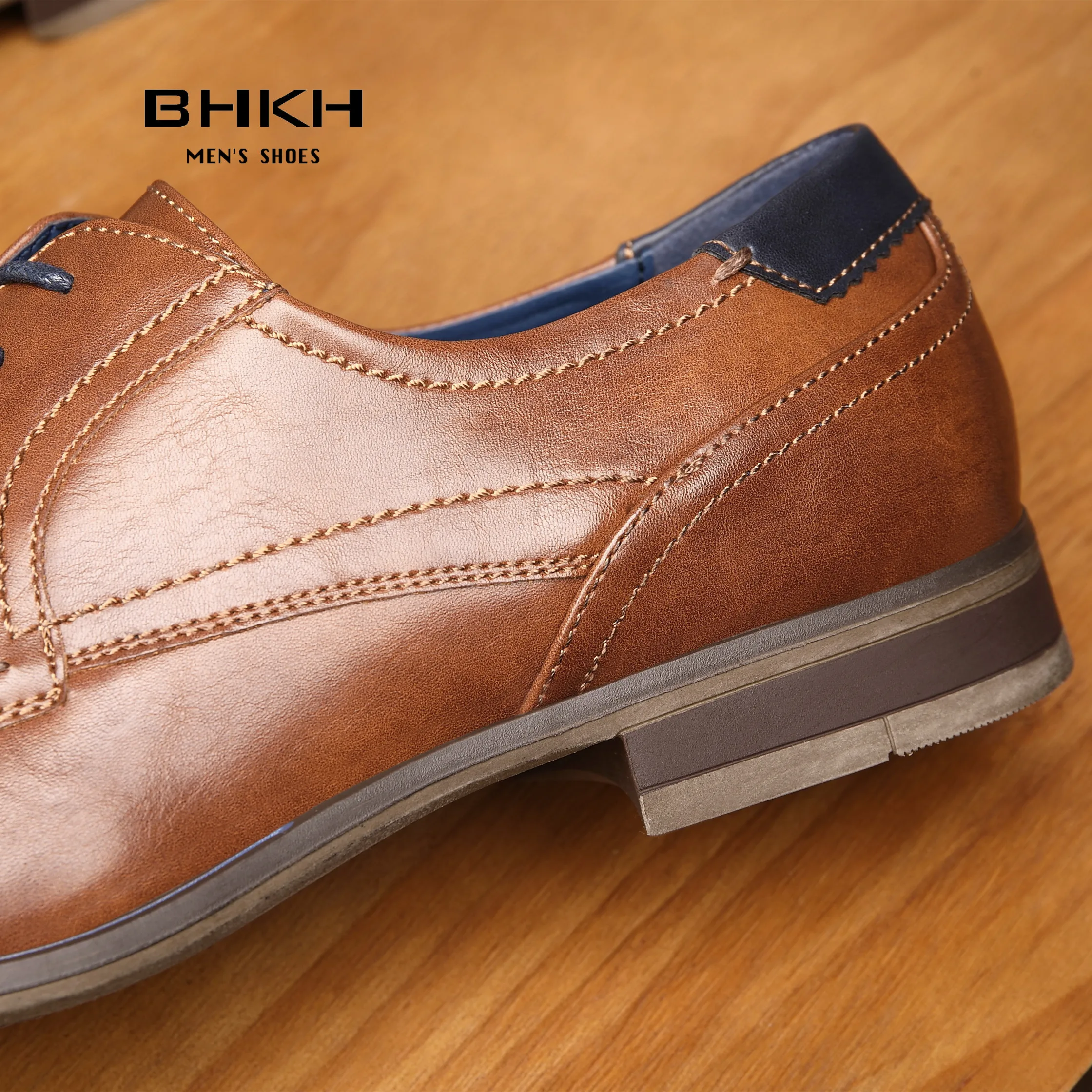 BHKH-Chaussures décontractées pour hommes, chaussures de marche de loisirs, à lacets, classiques, mode automne, nouveau, 2024