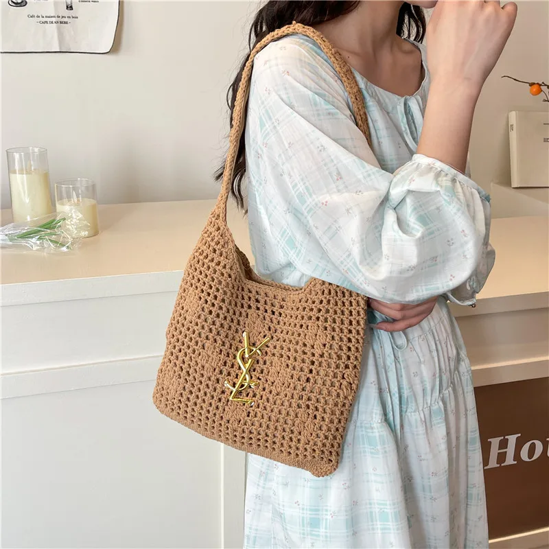 

Bohemian Crochet Shoulder Bag, Causal Crochet Beach Bag for Women, Elegant Hollow-Out Tote, Perfect for Vacation