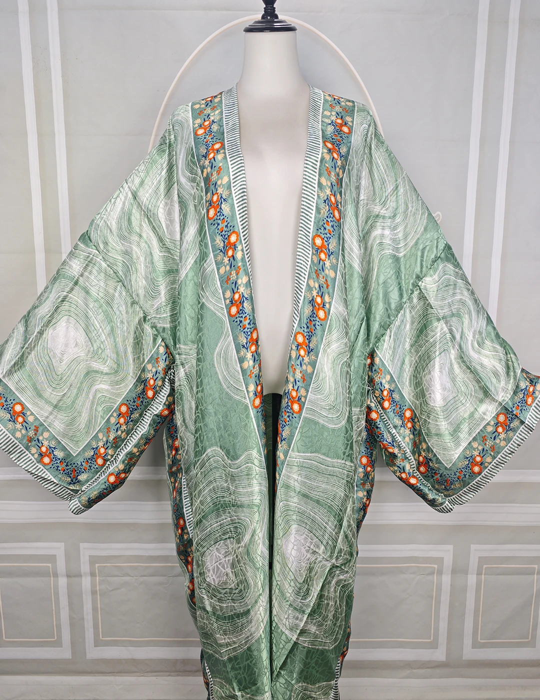 أزياء مسلمة مفتوحة الجبهة طويلة بالأزرار الصيف سيدة الأفريقية الحرير المطبوعة فضفاض الكيمونو زائد مثير سيدة ملابس الشاطئ التستر