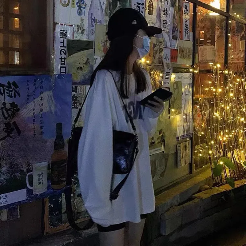 긴 소매 티셔츠 여성 플러스 사이즈 코튼 탑 편안한 핏 통기성 패치 워크 편안한 세련된 패브릭 가을 매일 출퇴근