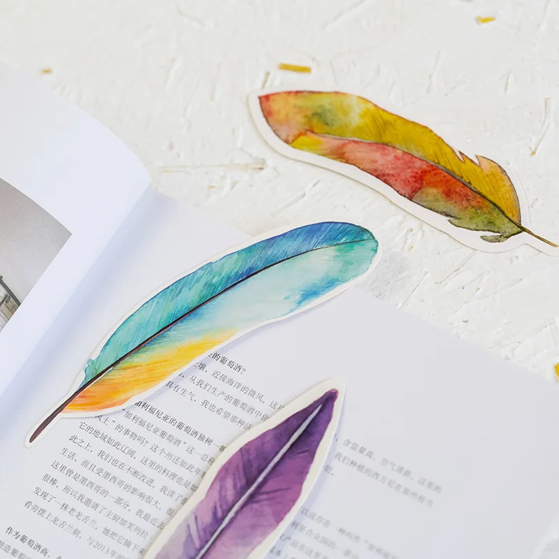 30pcs/case Feather and Whale Paper Bookmarks Colorful Stationery Notes Animal Shape Cards