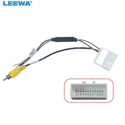 LEEWA-Cable convertidor de enchufe de vídeo para cámara trasera de coche, adaptador de Cable inverso para aparcamiento KIA, 1 unidad, CA7335