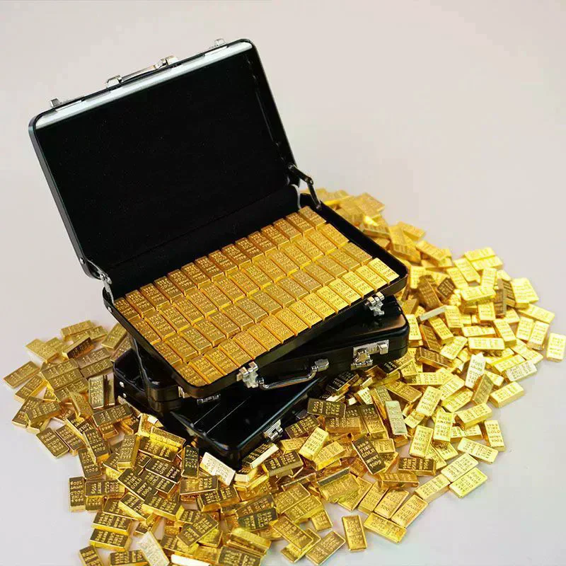 Aluminum Alloy Suitcase With Mini Gold Bar Replica Gold-Plated Alloy Collectible Doll House Micro Scene Decoration Display Model