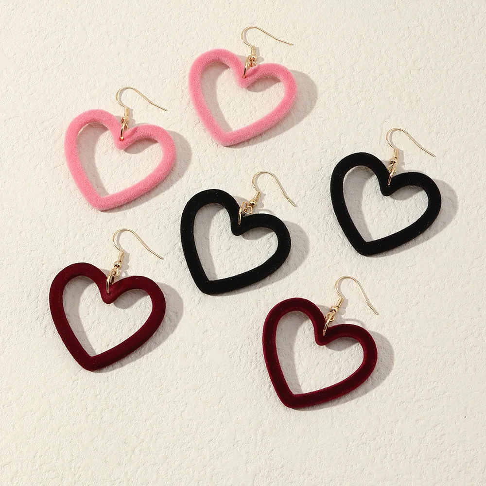 Fashion Cute Hollow Love Ear Hooks Simple Flocking Peach Heart Earrings for Women Sweet Girls Party Valentine\'s Day Jewelry Gift