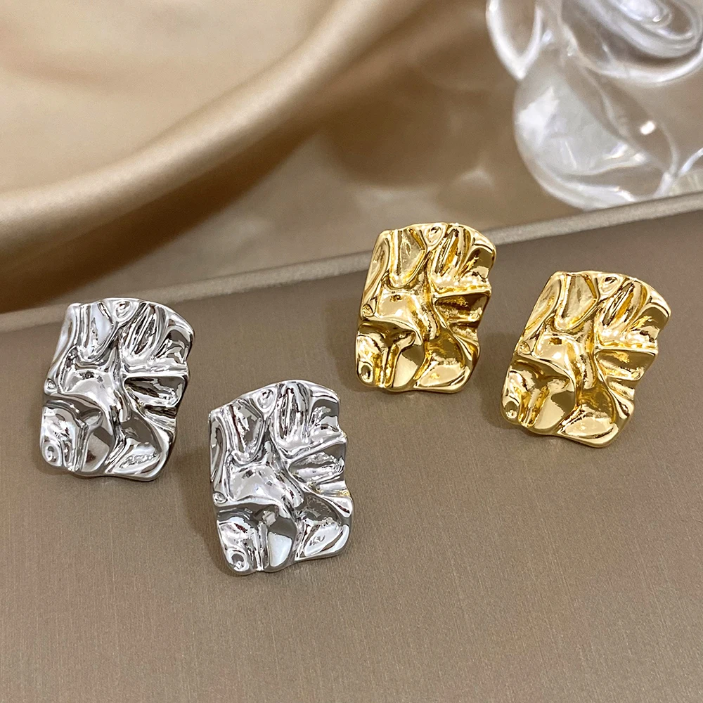 Vintage Irregular Pleated Hammered Metal Earrings for Women Personalized Gold Color Square Wrinkled Earrings Fashion Jewelry