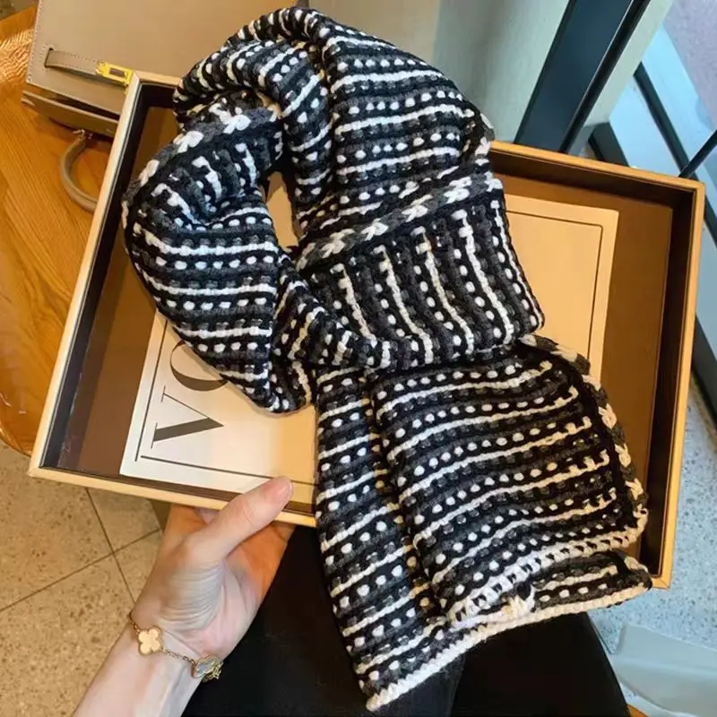 Knitted Scarf Black Stripe Chic Style Protective Warm Accessory for Women Autumn Winter Daily Wear