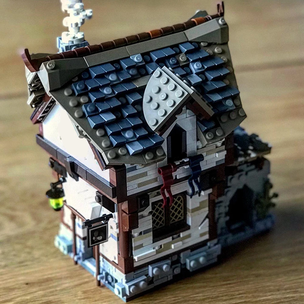 

BuildMOC Famous Medieval Taverns Architecture Town Street Building Blocks Pub Retro Scene House Model DIY Bricks Kids Toys Gifts