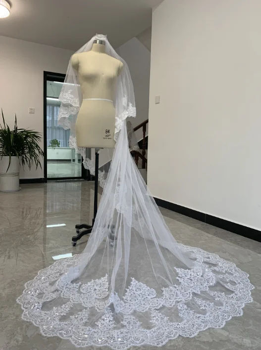 高級大聖堂ベール、2t-レースウェディングベール、2-層ブライダルベールホワイトベール、アイボリーウェディング大聖堂ベール、スパンコールレースベール