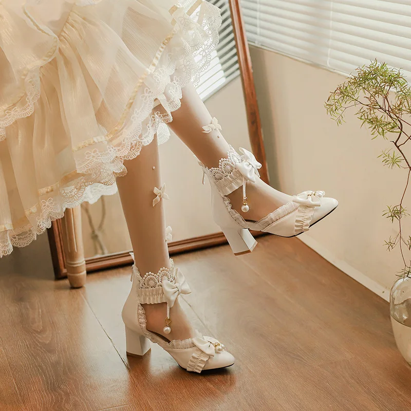 صنادل لوليتا الصيفية الحلوة والرائعة بمقدمة مستديرة على شكل حلوى حلوة سهلة الارتداء بمقدمة مفتوحة مع صنادل منصة بإبزيم للإغلاق