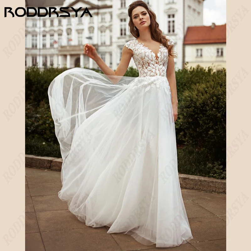 RODDRSYA Plus Size Lace Apliques Vestidos De Casamento Simples Sem Mangas Flores Sweep Noiva Festa Tulle Beach Vestidos De Noiva Civil Plus Size Lace Apliques Vestidos De Casamento Simples Sem Mangas Flores Sweep Noiva