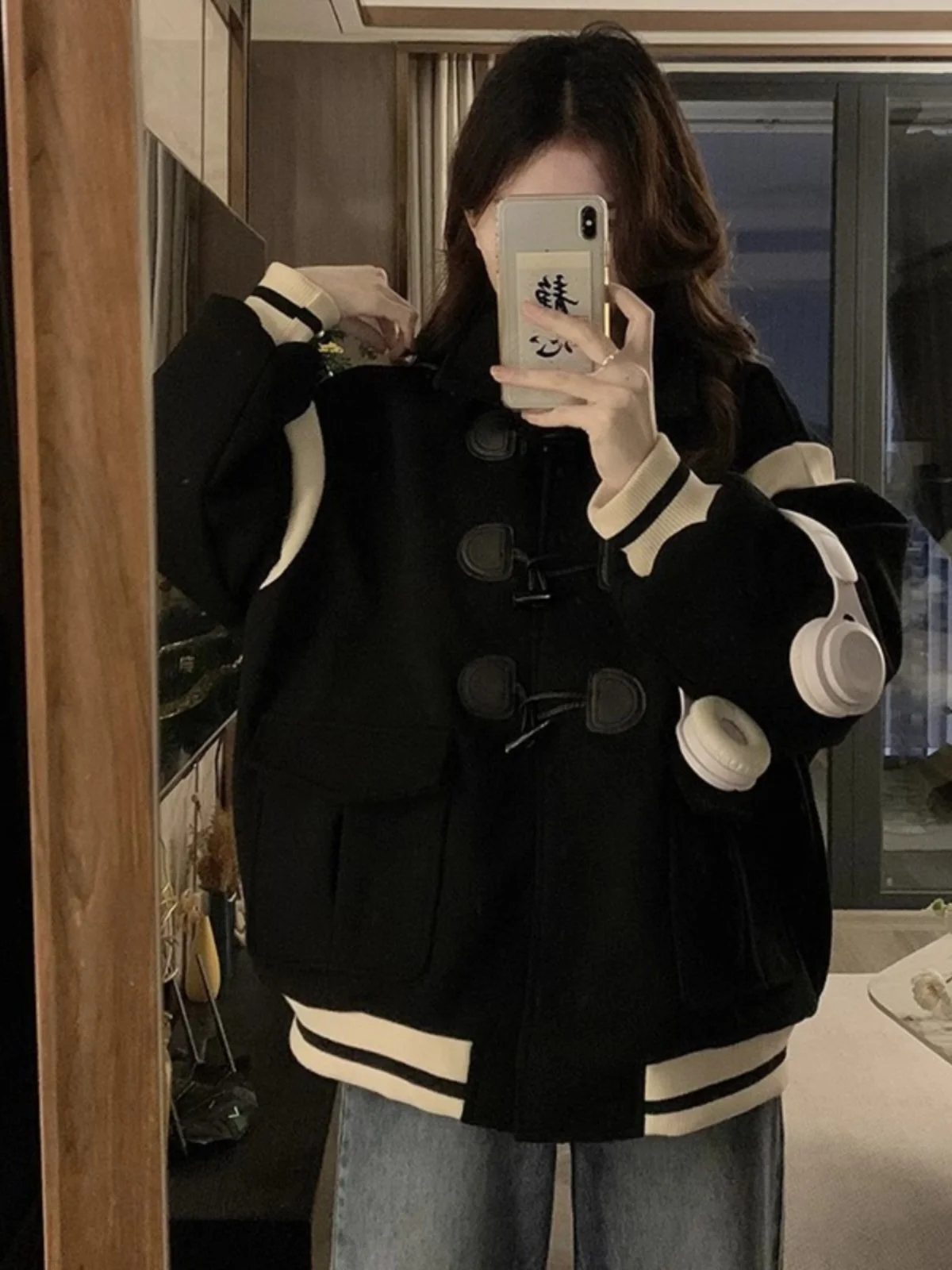 

Baseball Jackets Letter M Womens Anti-Impact V-Neckcollar Satin Elastic Splashproof Zip-Up Elegant Bohemian Beaded Liner Outdoor