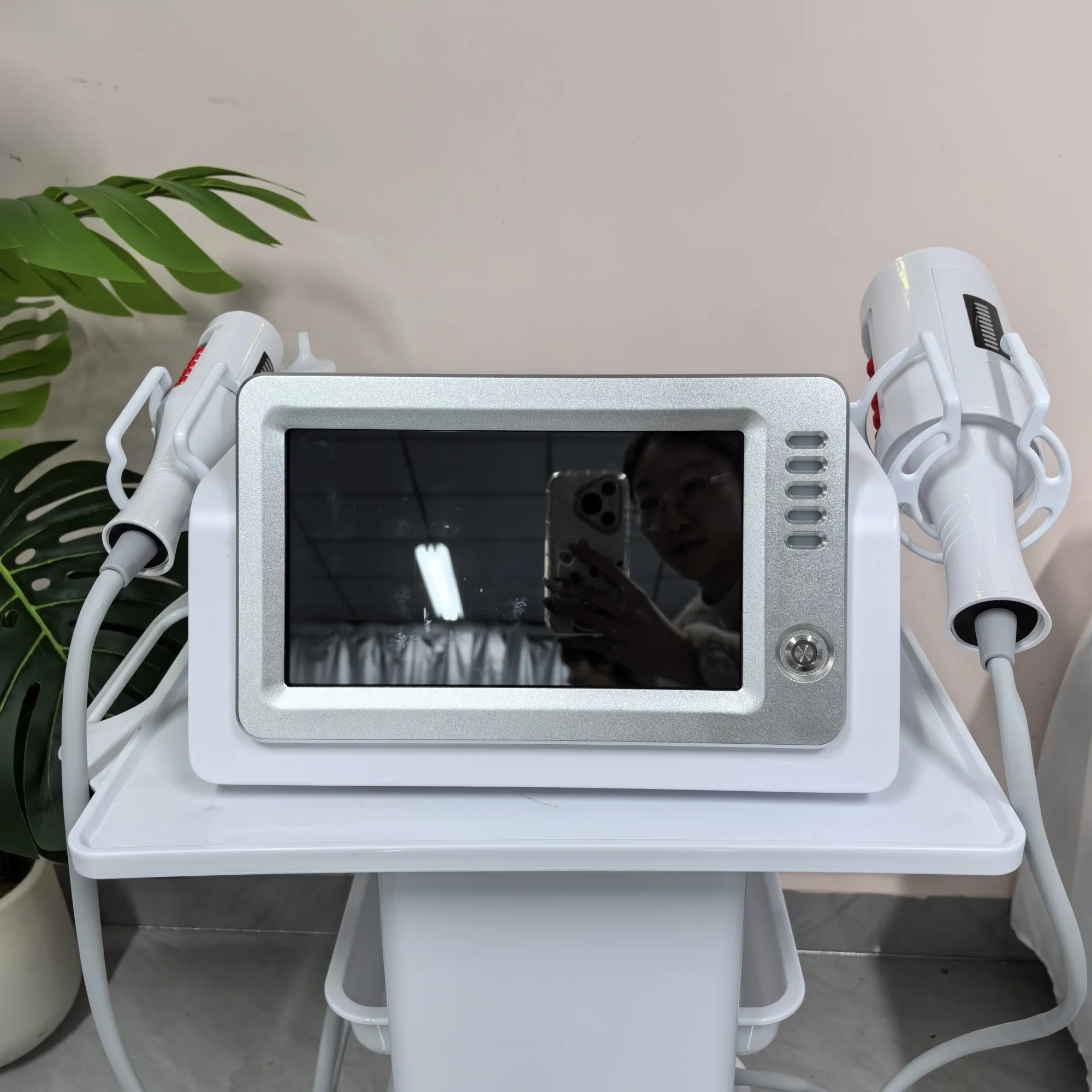 

Professional Roller Body Massage Physiotherapy Technology Eliminates Pain Anti-cellulite Skin Rejuvenation Slimming Machine