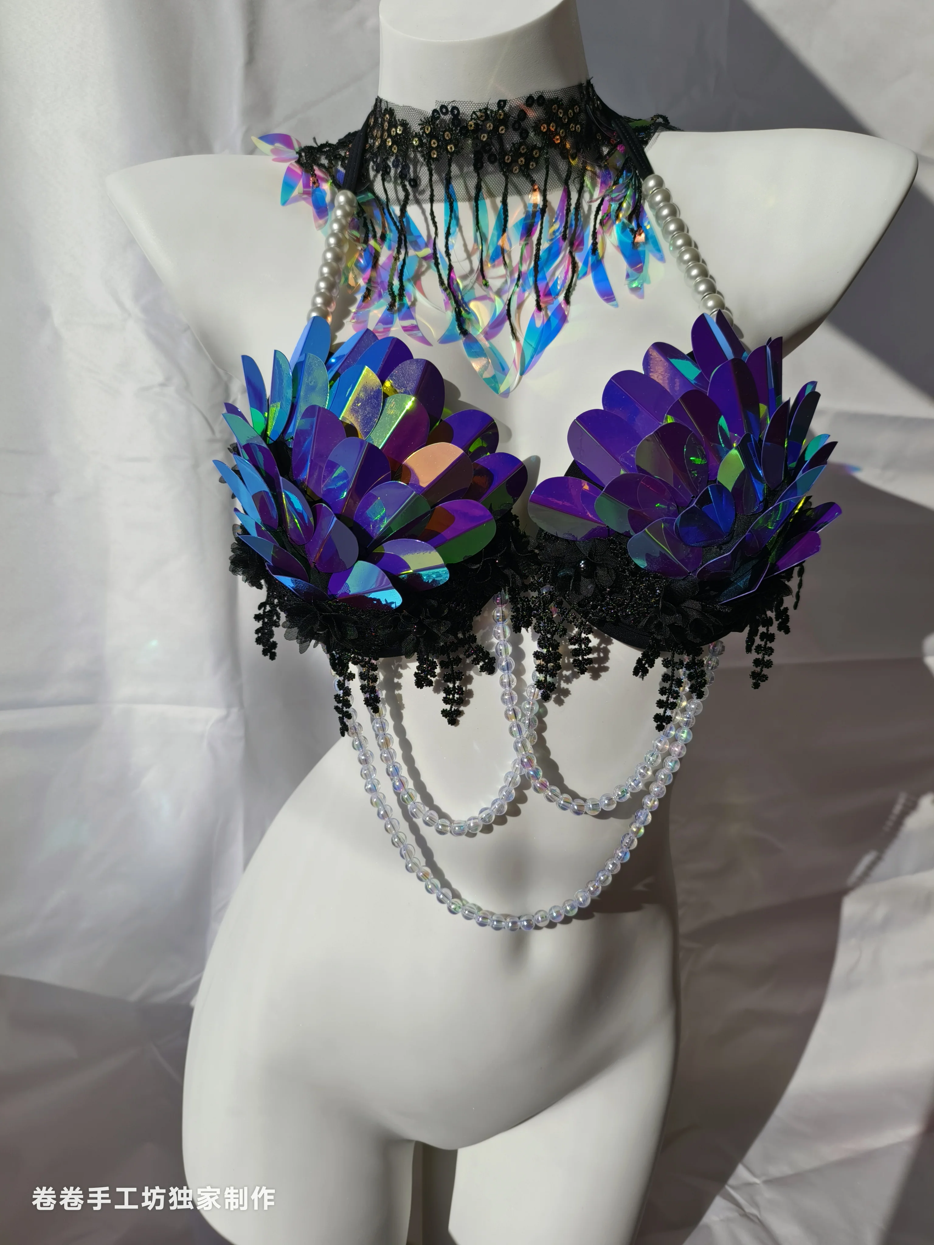 Handmade Big Fishscales Sequins Sexy Bikini Bra with Pearl Neckband Sparkle Fish Scales Swimwear Top For Night Club Dancing Show