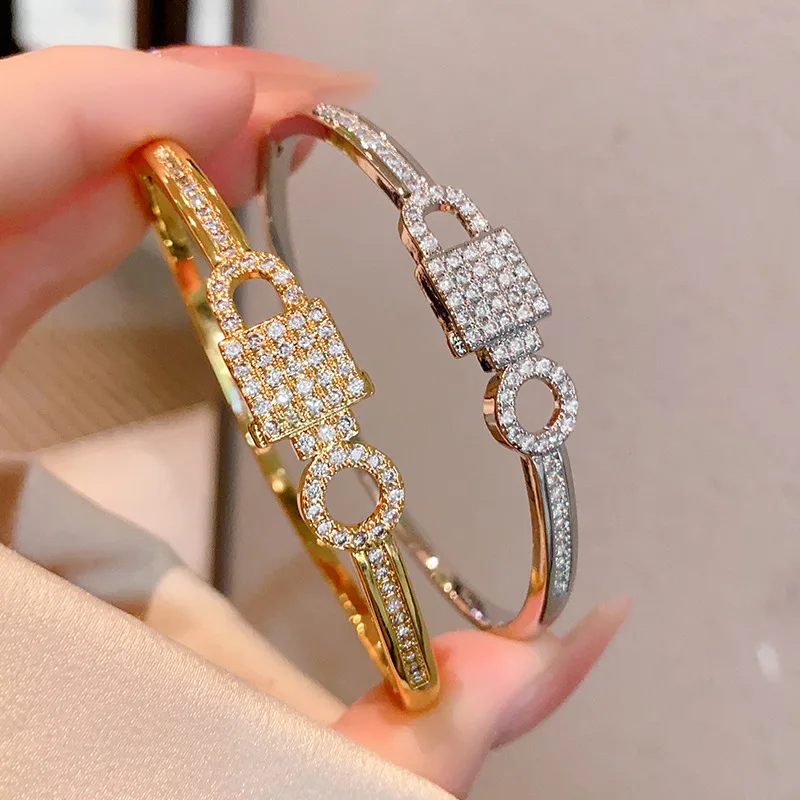 

New South Korea Exquisite Geometric Bracelet Temperament Fashion Simple All-match Bracelet Women's Jewelry