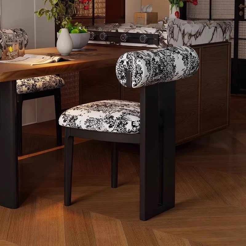 كراسي بار مريحة للاسترخاء باللون الرمادي مع تصميم غرفة النوم الخلفية وكراسي بار وشرفة المطاعم وأثاث منزلي ناعم من Cadeira